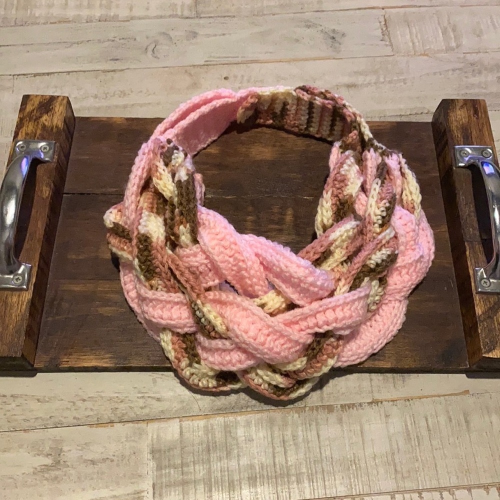 HANDMADE braided cowl